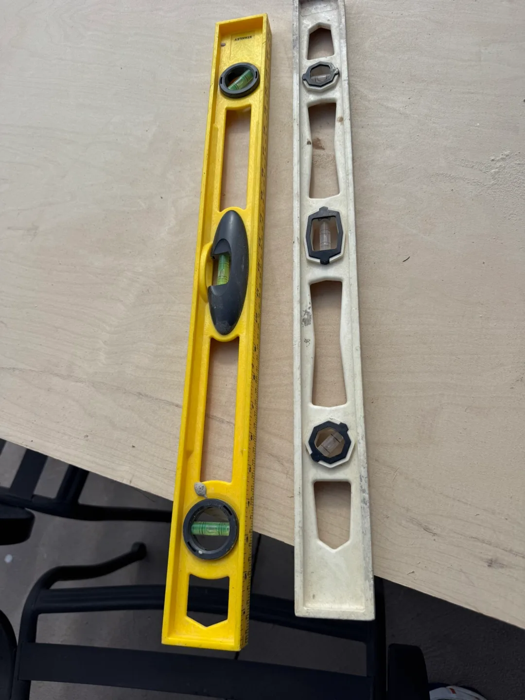 Assorted Woodworking Clamps and Tools image indicator(2)