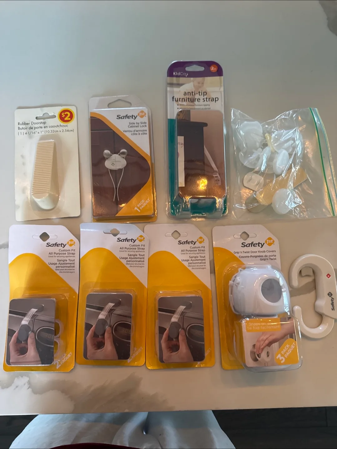 Safety 1st Babyproofing Bundle: Straps, Locks & More! thumbnail