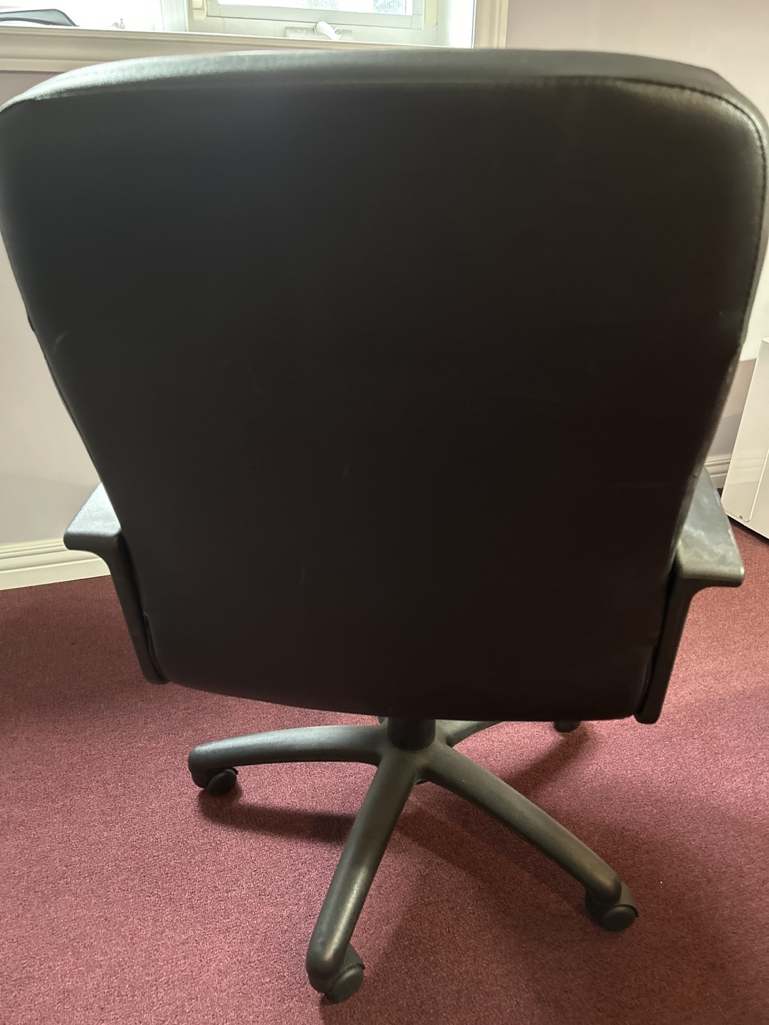 Black Office Chair - photo 2