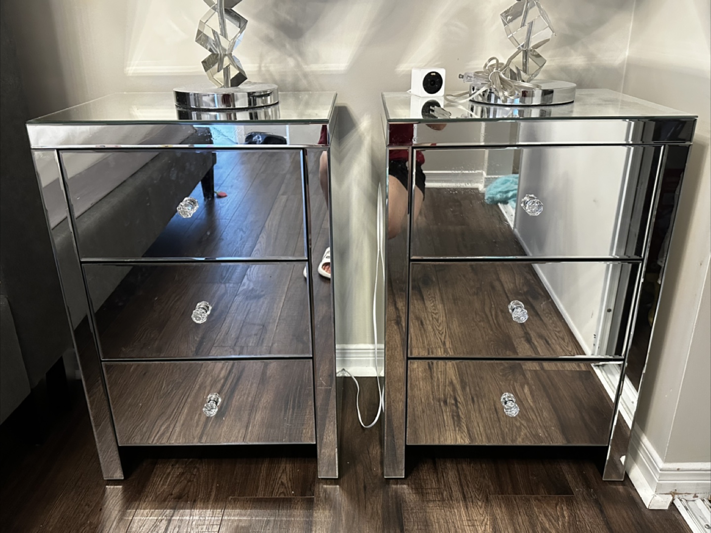 Set of mirror nightstand-PRICE IS FIRM