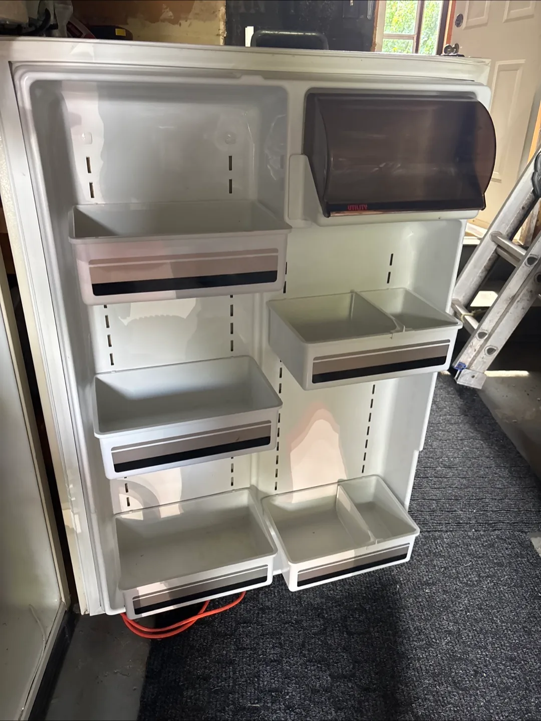 GE Refrigerator image indicator(4)