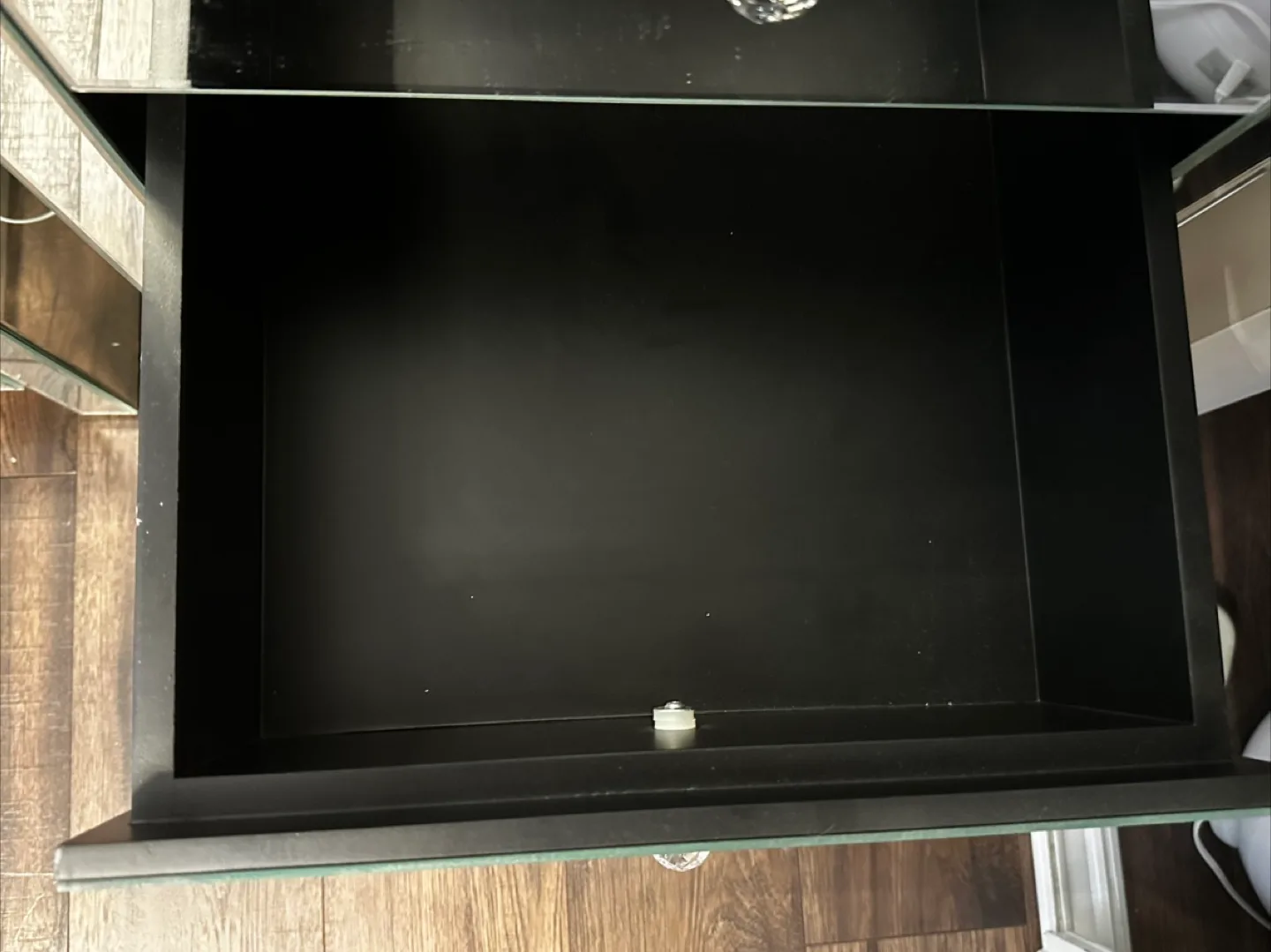 Set of mirror nightstand-PRICE IS FIRM image indicator(2)