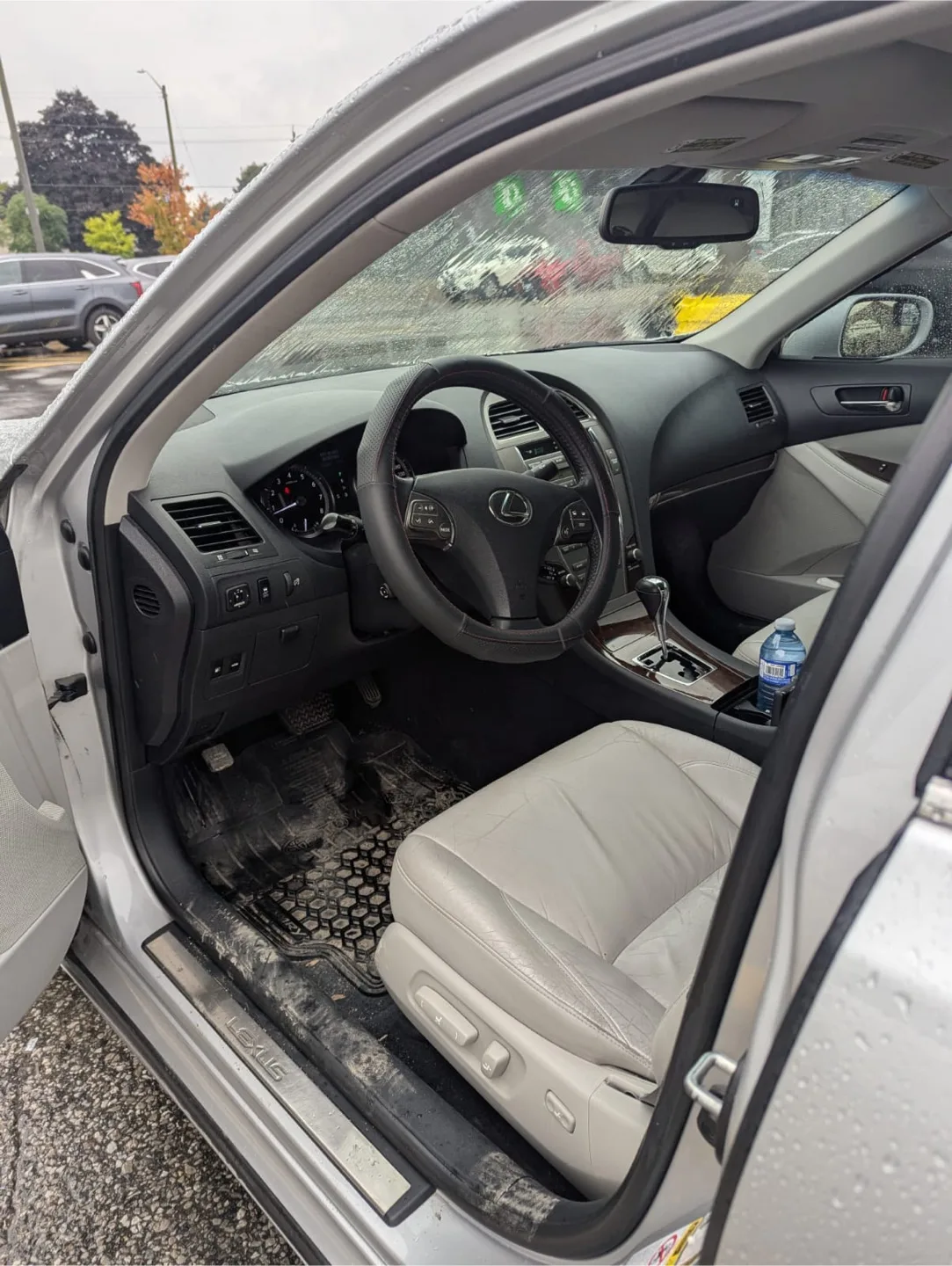 Lexus ES 350 Sedan - Silver 2010 image indicator(3)