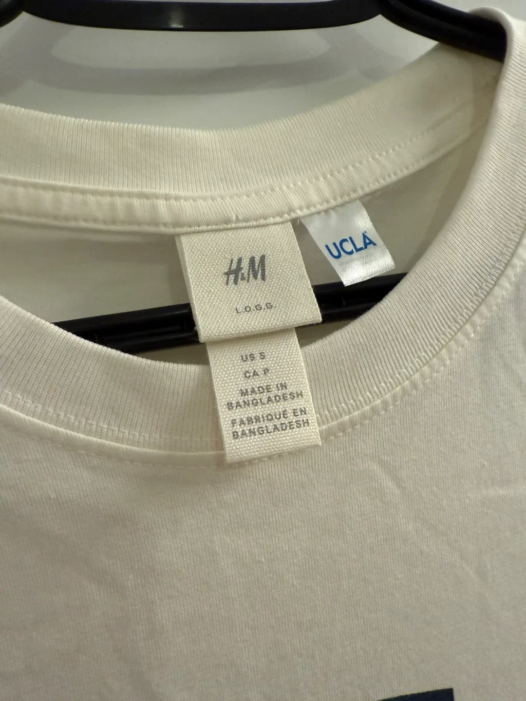 H&M UCLA T-Shirt - Size S image indicator(2)