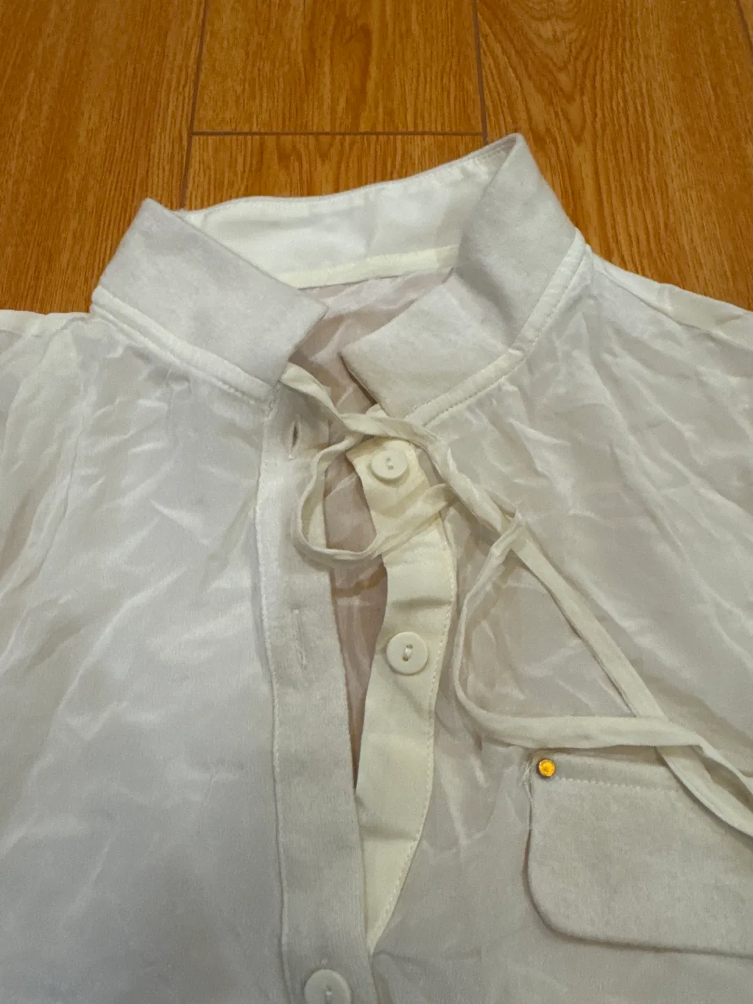 White Blouse thumbnail
