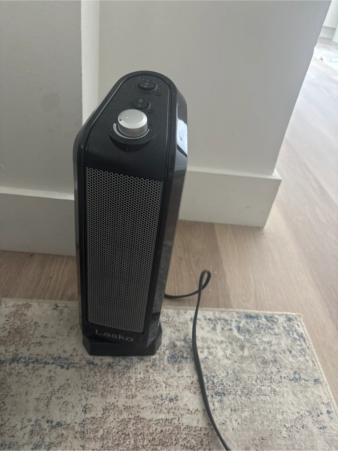 Lasko Space Heater - Black
