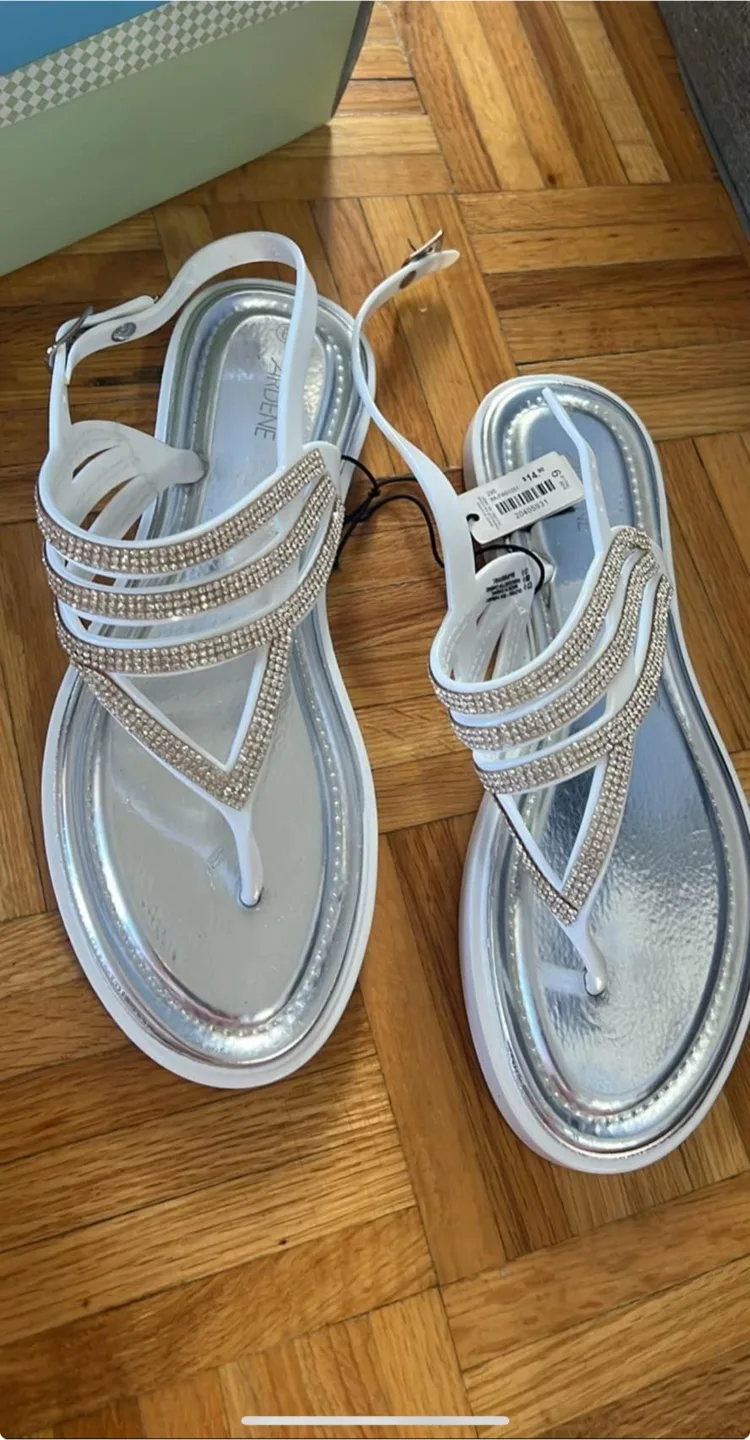 New! Ardene Embellished Sandals - Size 9 thumbnail