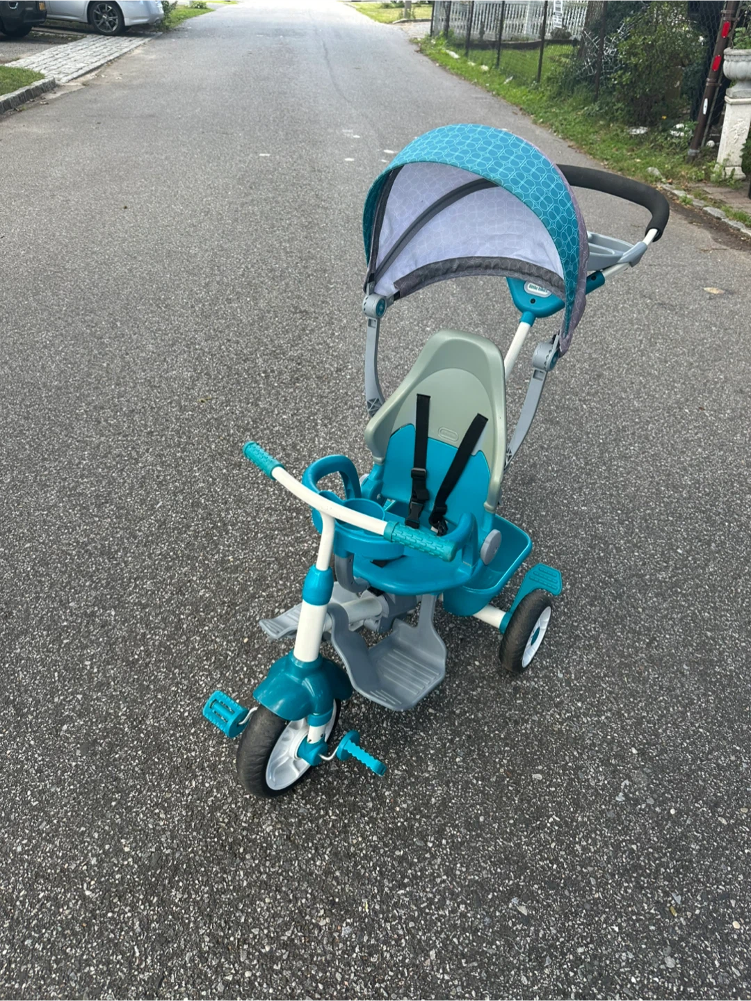 Little Tikes 4-in-1 Stroll 'N Trike