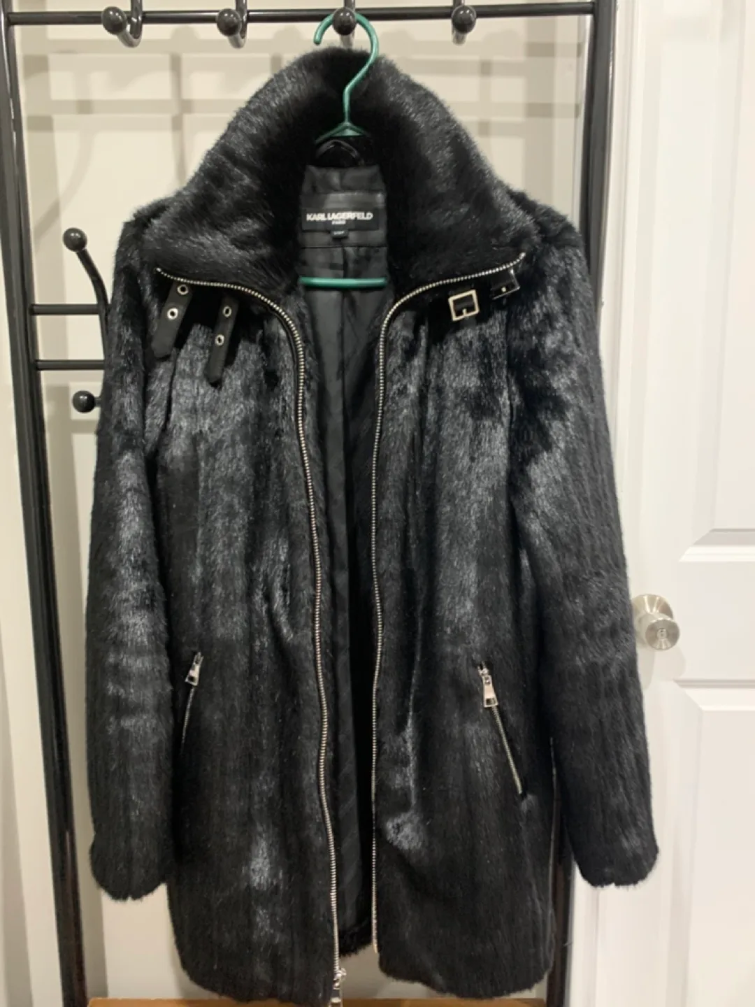 Karl Lagerfeld Black Faux Fur Coat S/P image indicator(2)