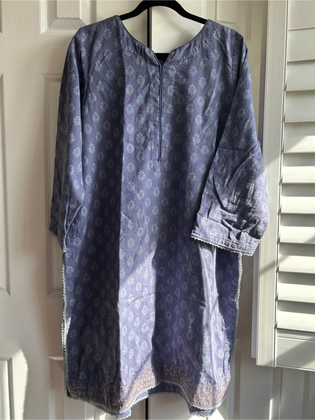 Floral Print Kurti - Chest 25 in, Length 39 in thumbnail