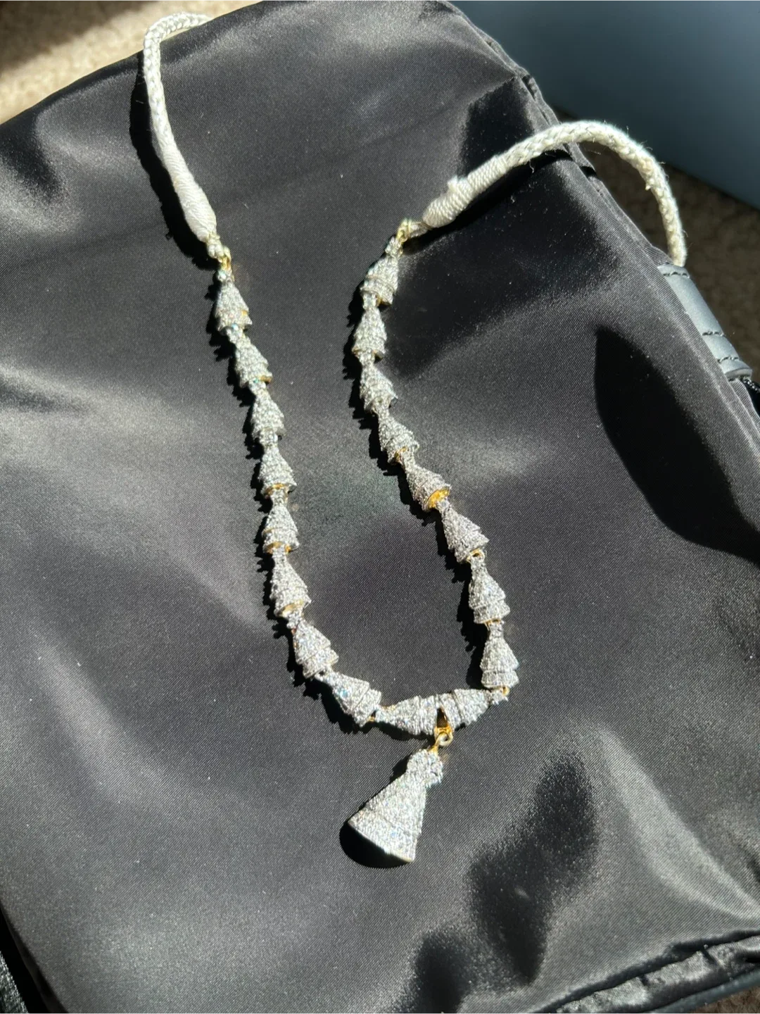 Elegant Silver Necklace & Earrings Set thumbnail