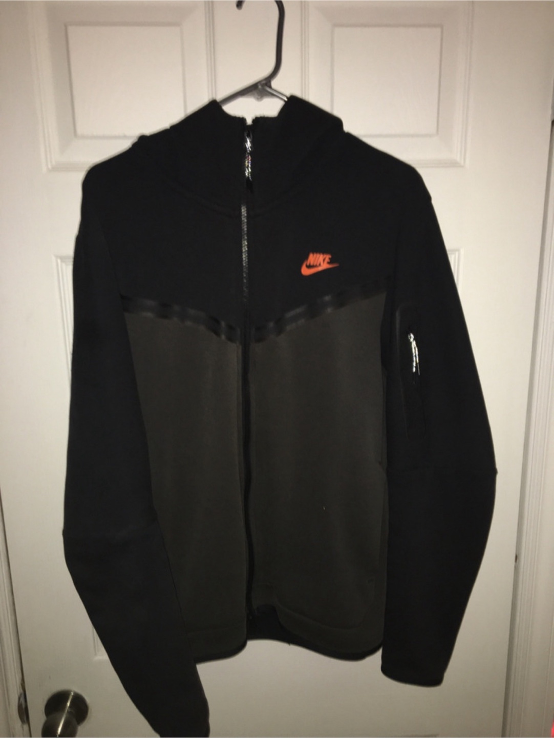 Nike Tech Fleece Hoodie - Black & Grey - Size L - photo 3