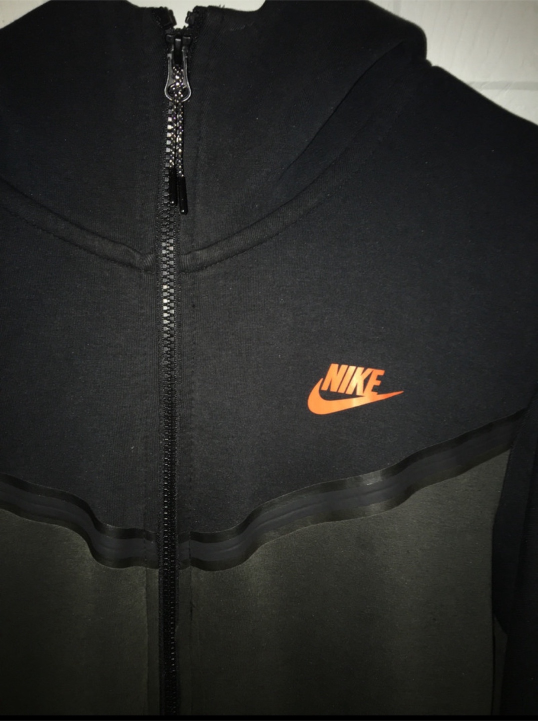Nike Tech Fleece Hoodie - Black & Grey - Size L - photo 4