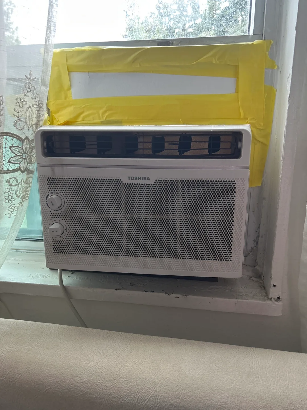 Toshiba Window Air Conditioner thumbnail