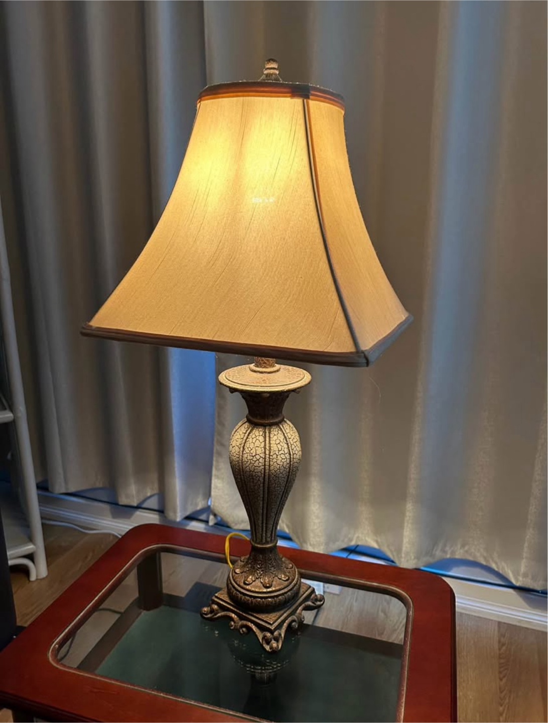 Lamp with Side Table - photo 5