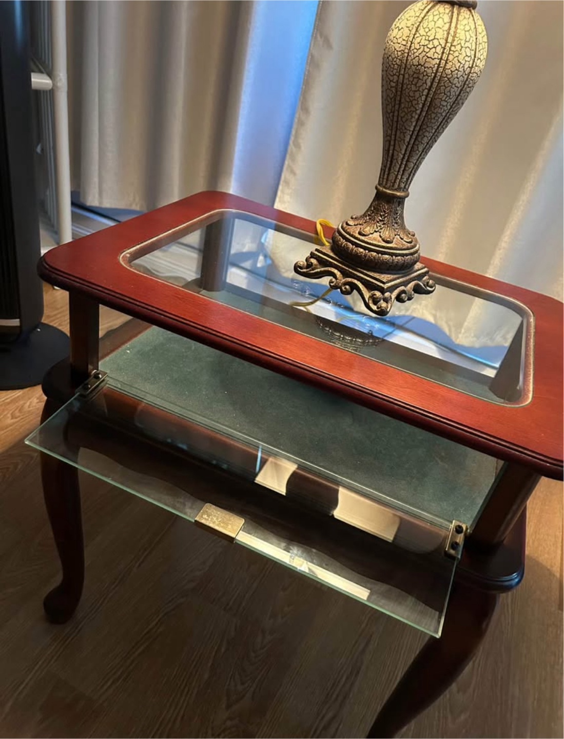 Lamp with Side Table - photo 3