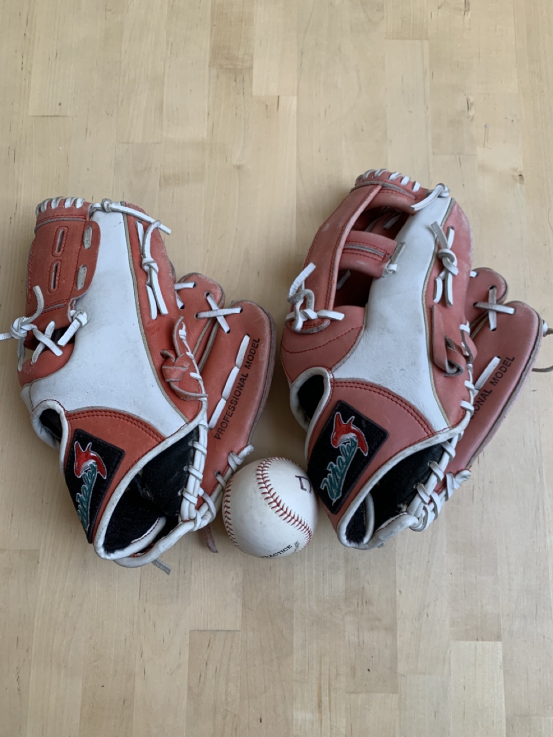 Professional Model Baseball Gloves