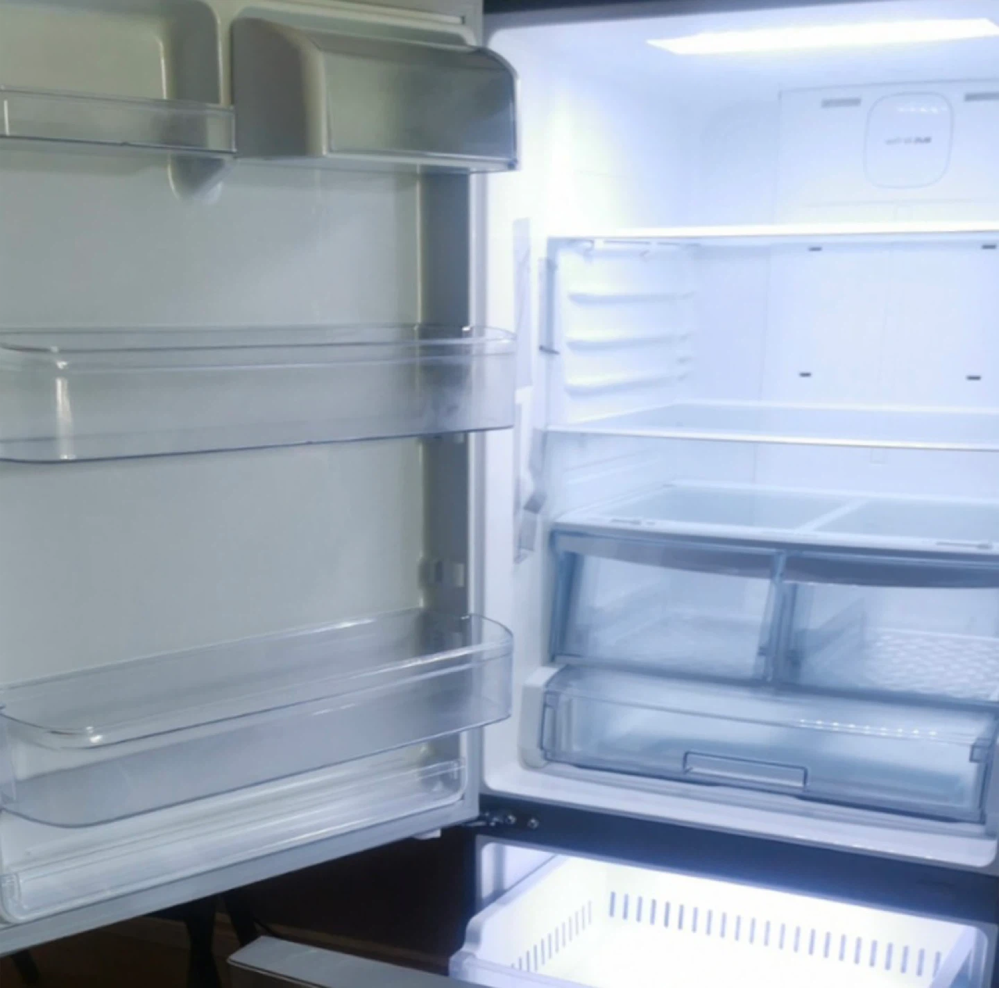 LG Refrigerator - photo 4