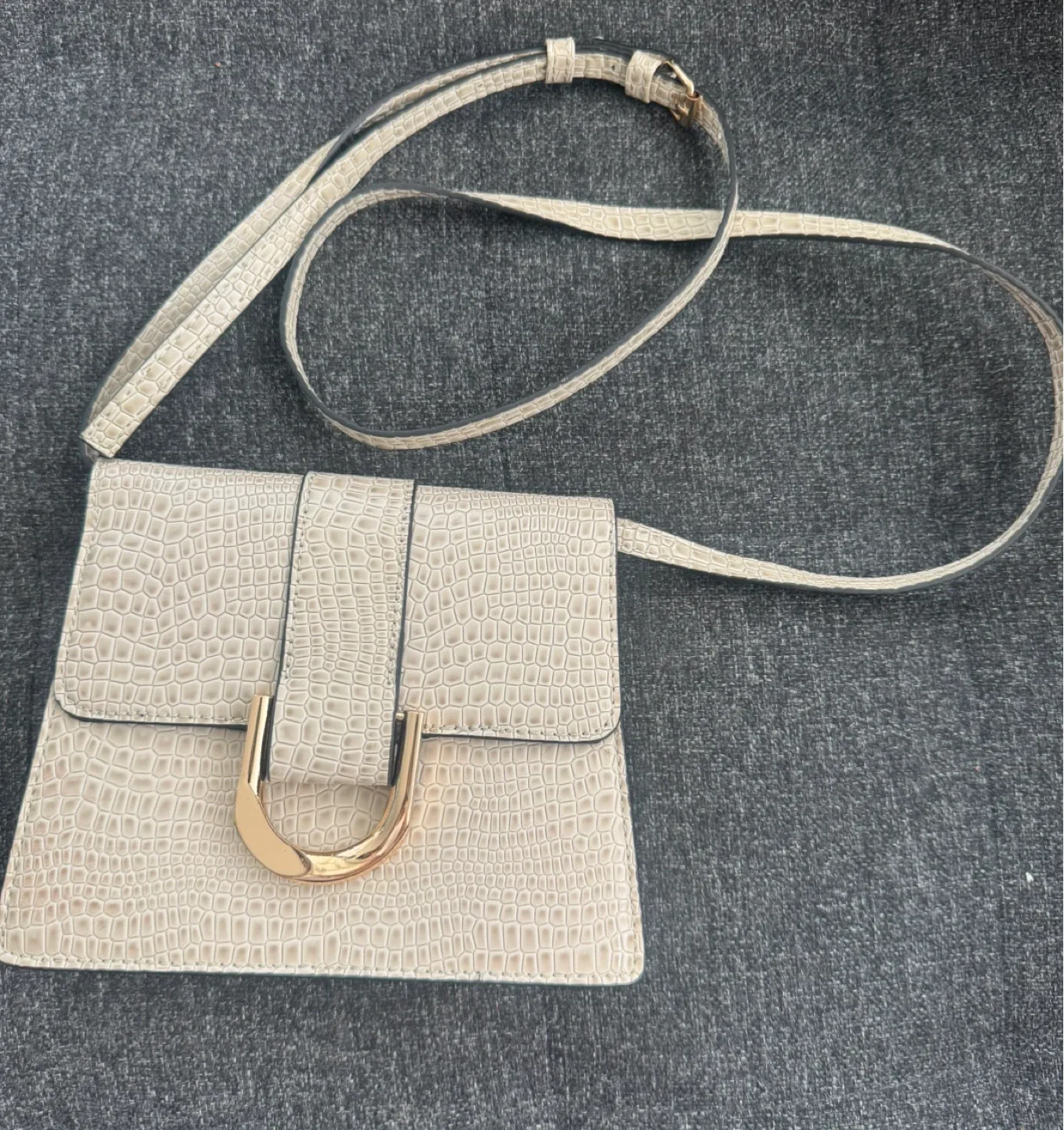 ASOS Design Croc Crossbody mini Bag thumbnail