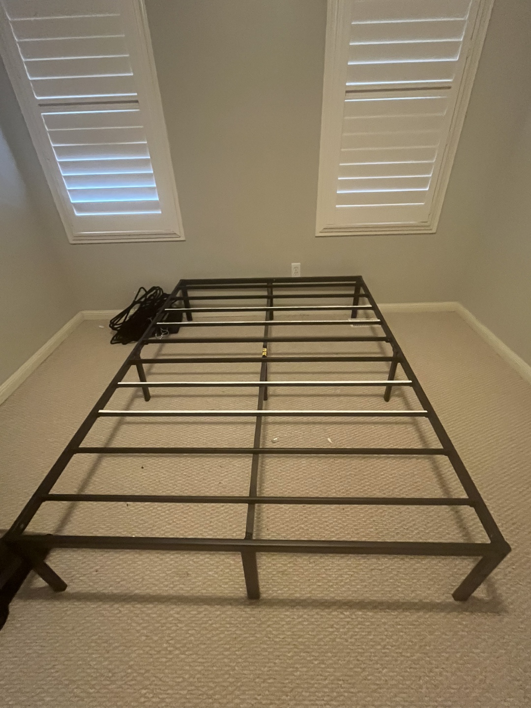 Metal Bed Frame - Black - photo 2