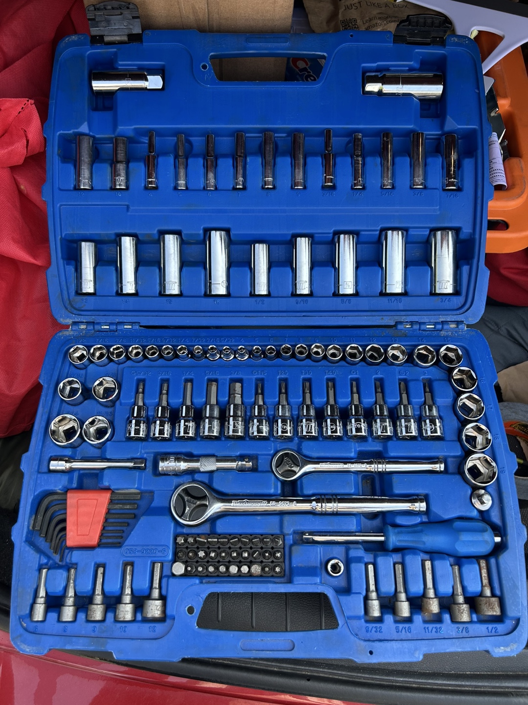 Mastercraft 128-Piece Socket & Tool Set - photo 5