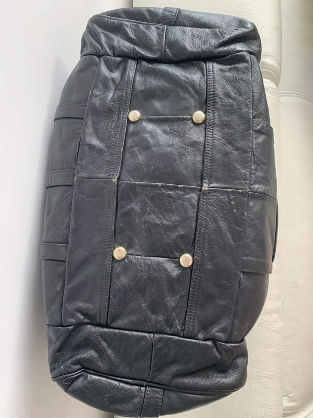 Vintage Leather Duffle Bag image indicator(4)