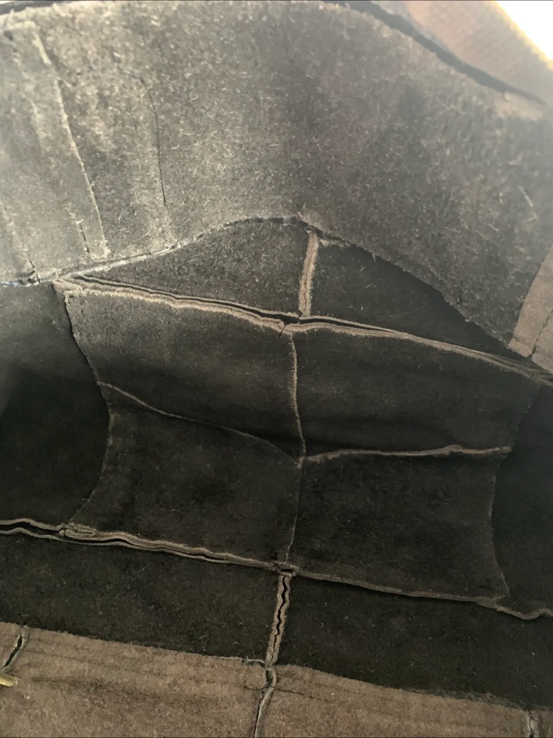 Vintage Leather Duffle Bag image indicator(6)