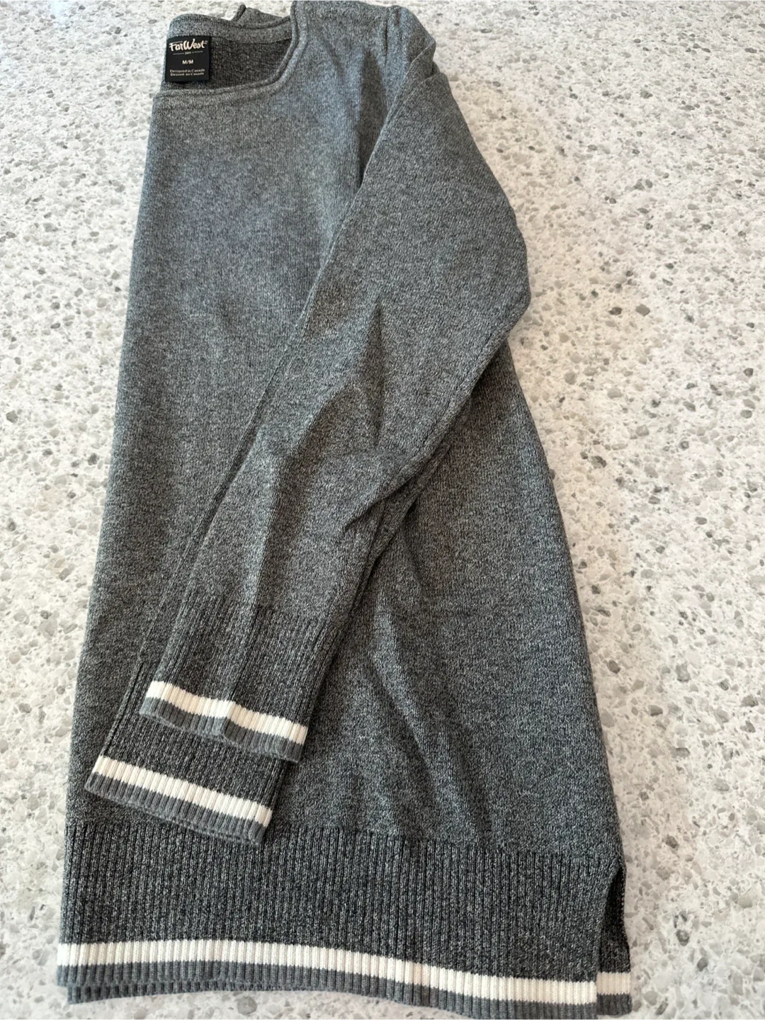Grey Sweater - Size M image indicator(3)