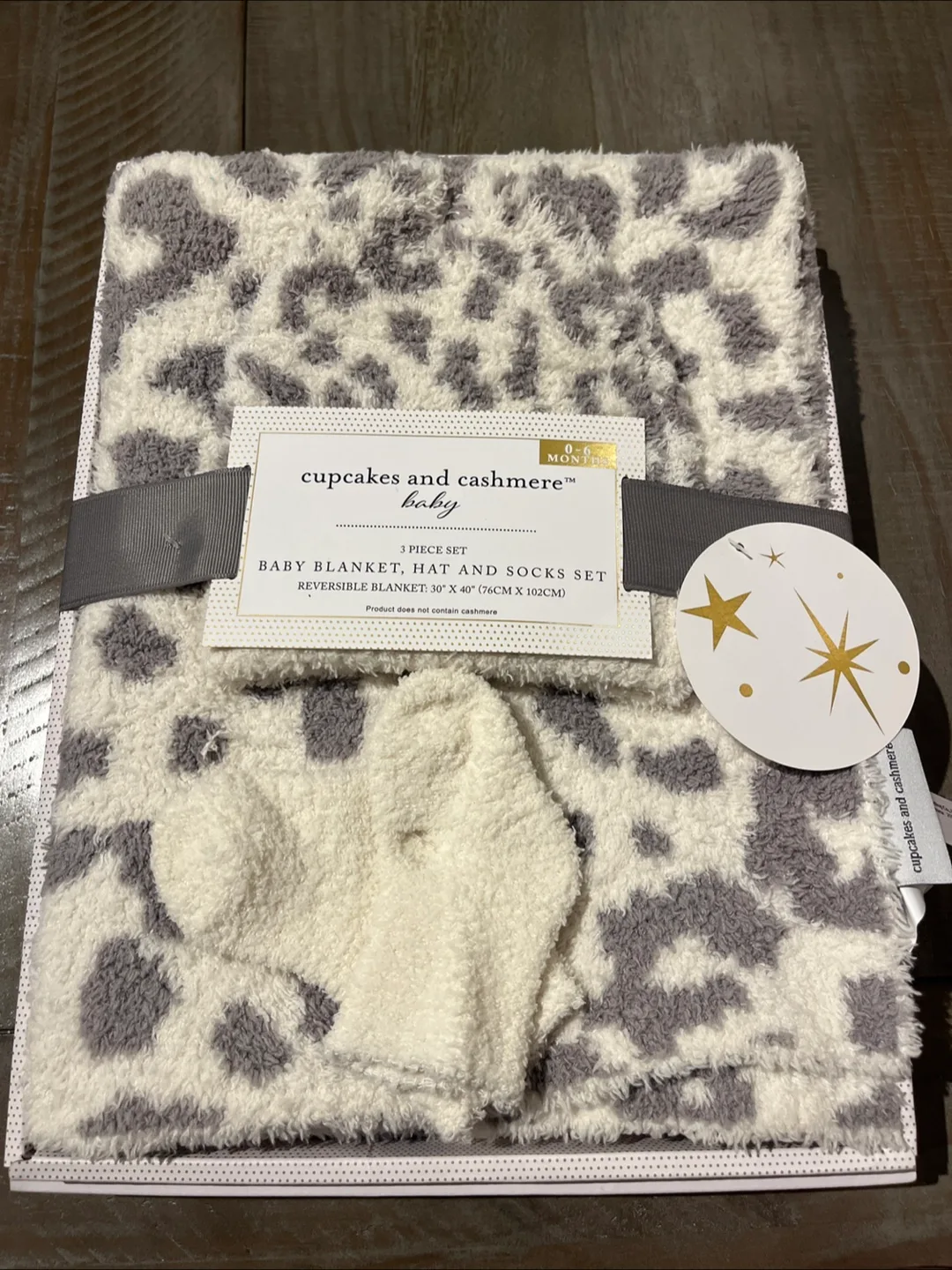 Cupcakes And Cashmere Baby Blanket, Hat, And Socks 0-6M thumbnail