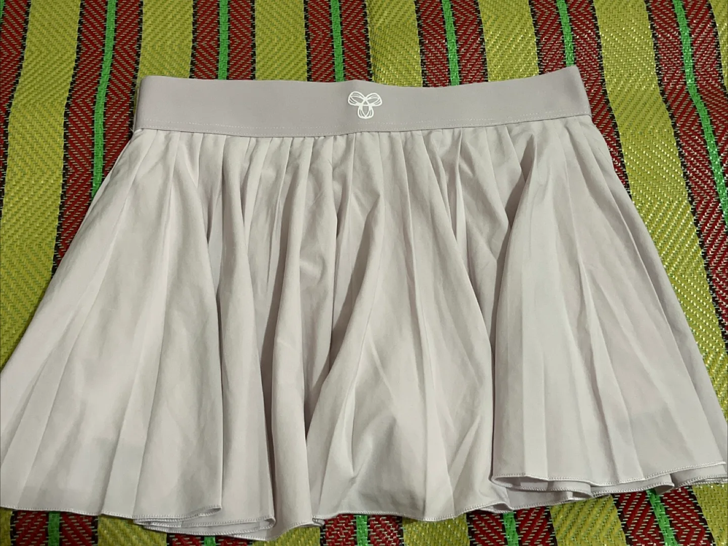 TNAction skort- Size M