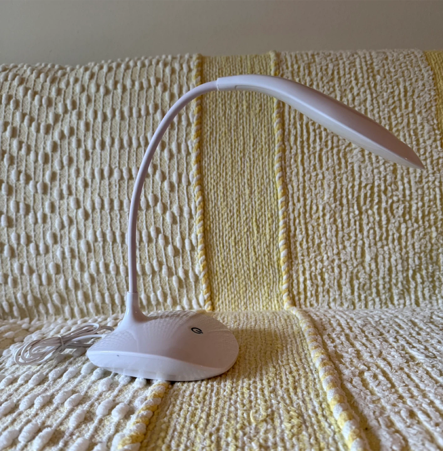 White LED Desk Lamp - photo 3