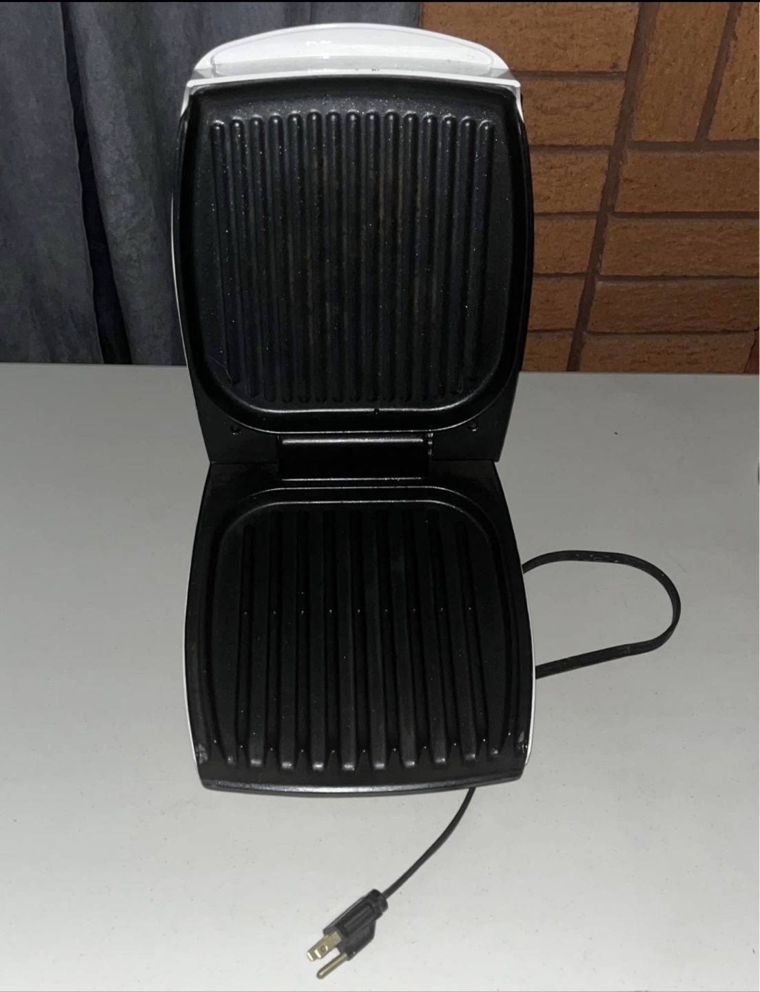 George Foreman Lean Mean Fat Grilling Machine - photo 2