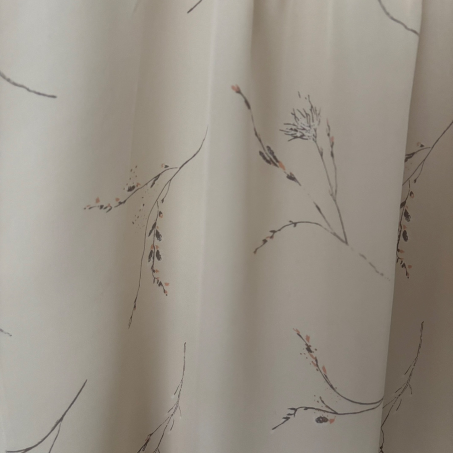 Aritzia Babaton 100% Silk Blouse Size S - photo 4