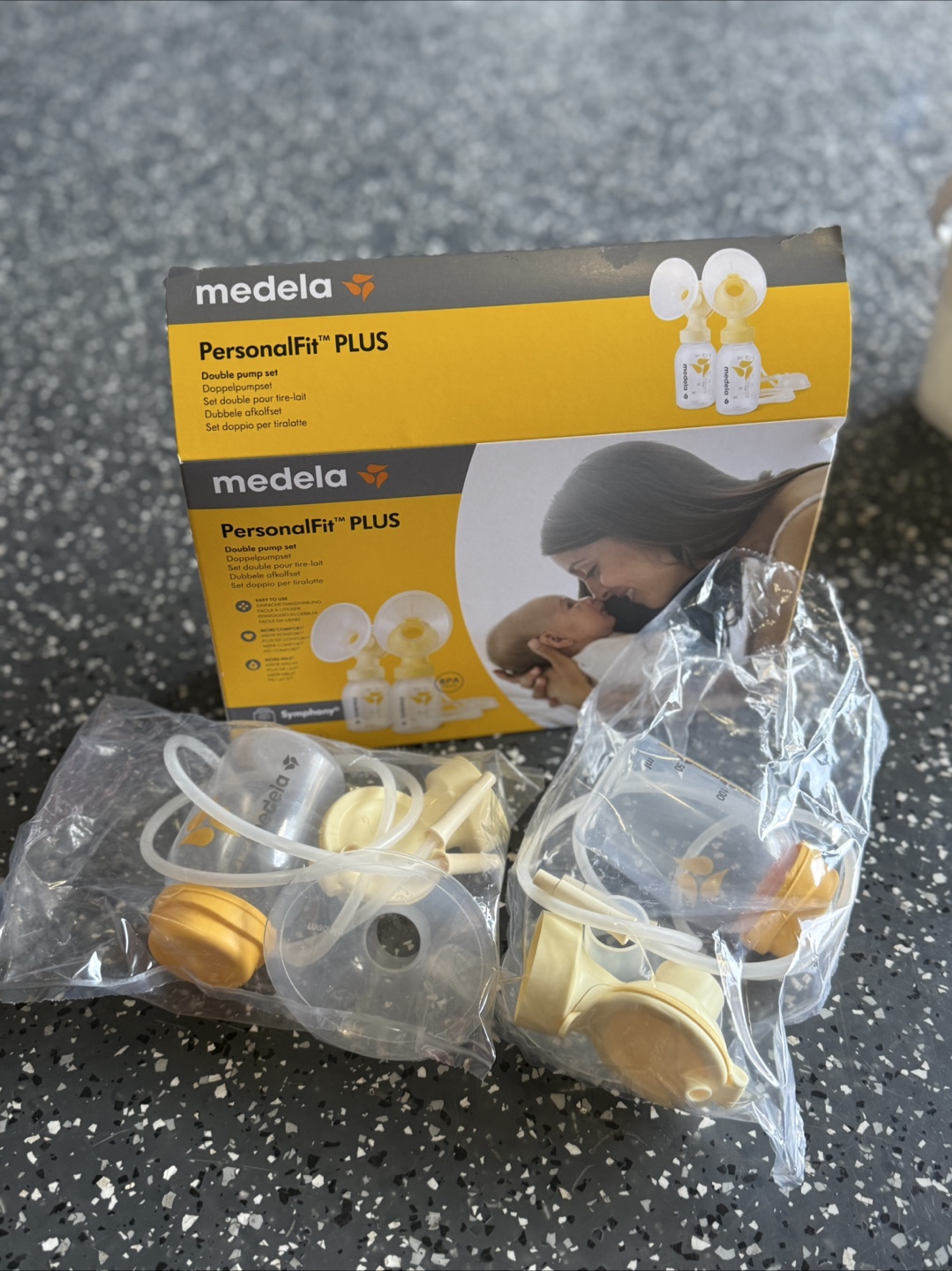 Medela PersonalFit PLUS Double Pump Set - photo 2