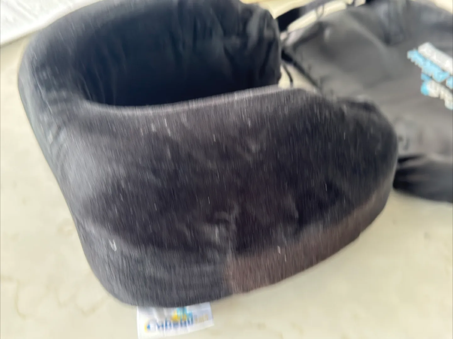 Cabeau Evolution Travel Pillow - Black image indicator(2)