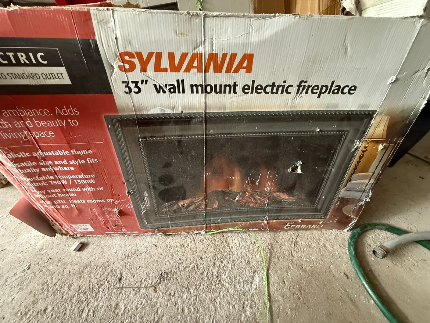 Sylvania 33" Wall Mount Electric Fireplace image indicator(2)
