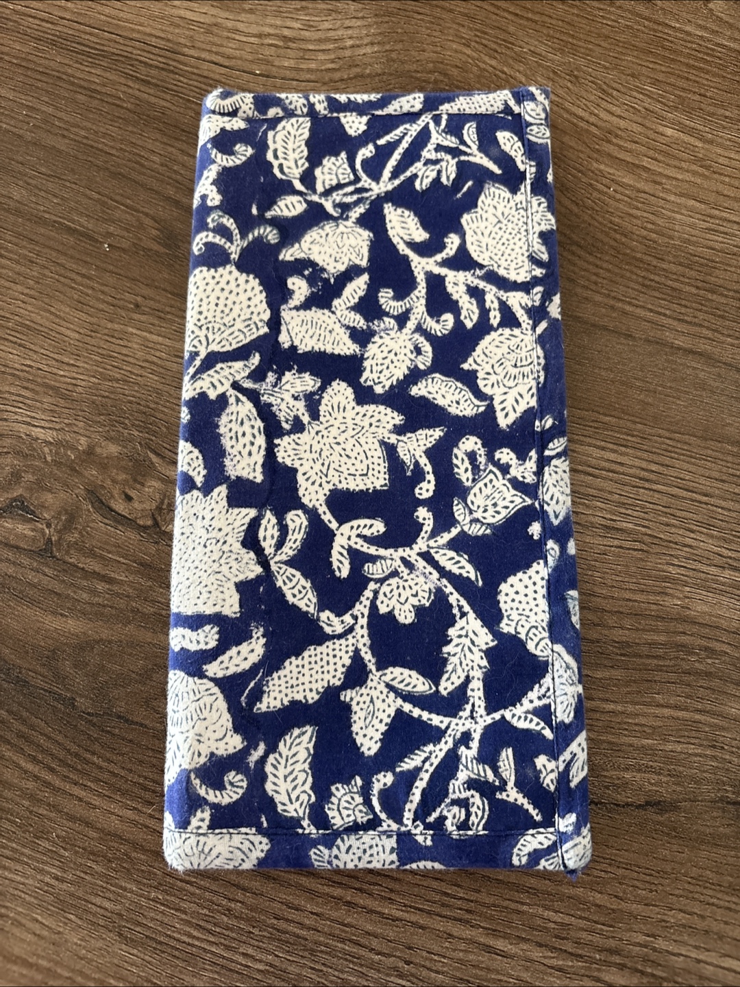 Lizush Floral Print Wallet