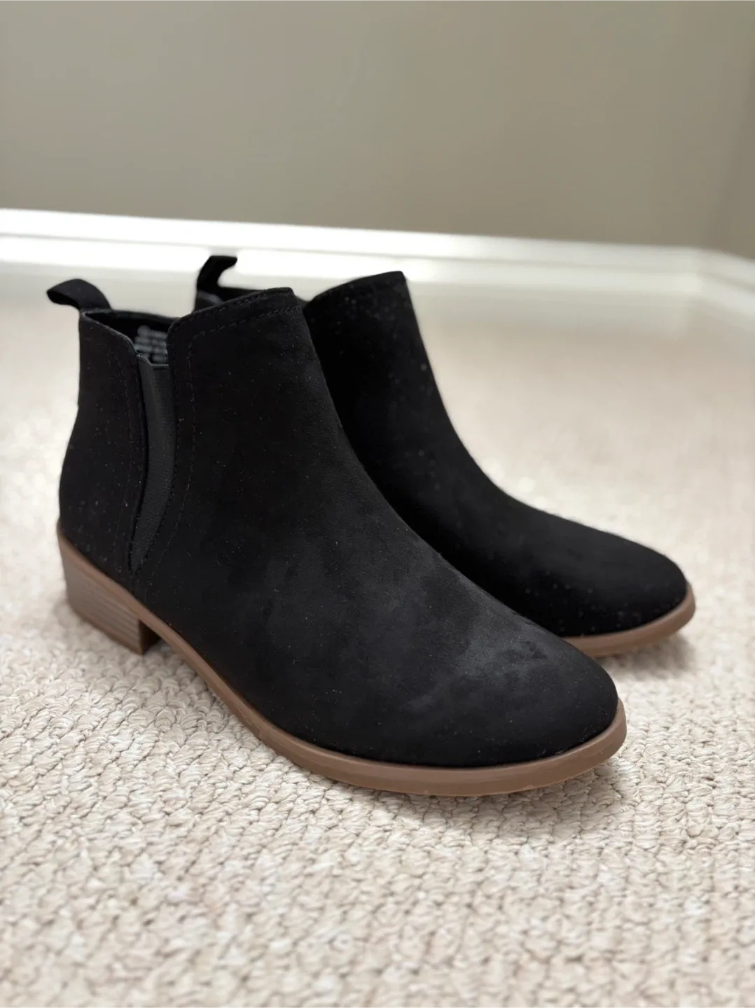 Black Ankle Boots Size 9 (BRAND NEW) image indicator(2)