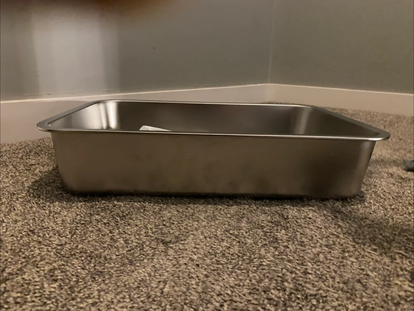 Stainless Steel Cat Litter Box with Scoop image indicator(2)