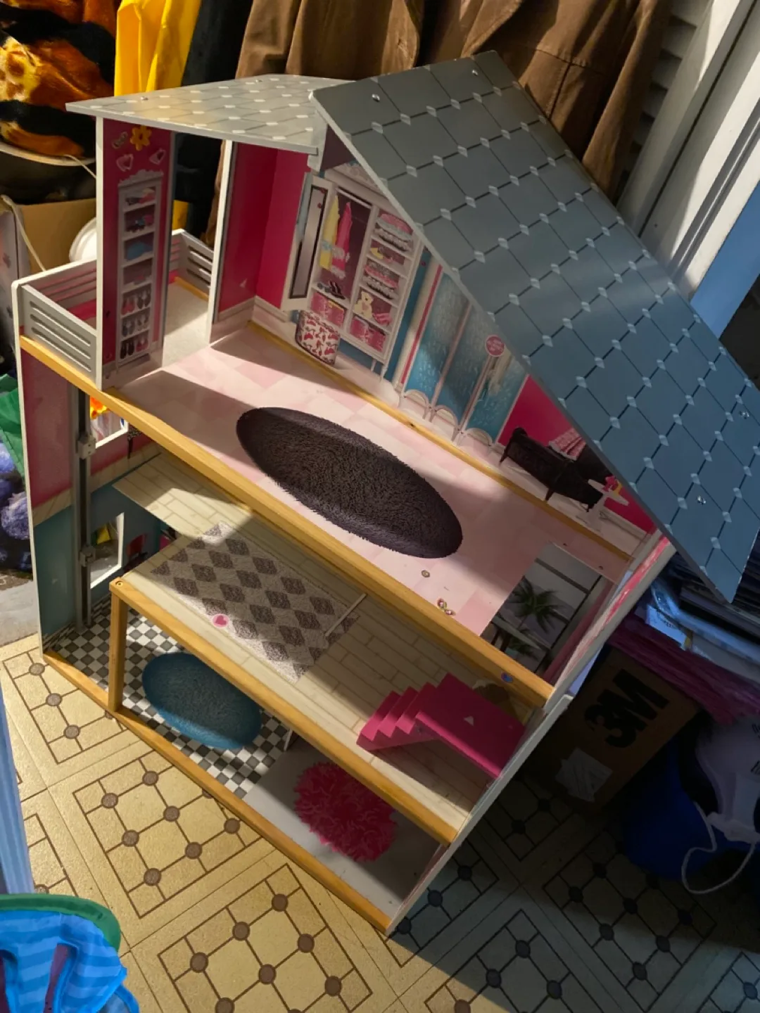 Dollhouse with Furniture thumbnail