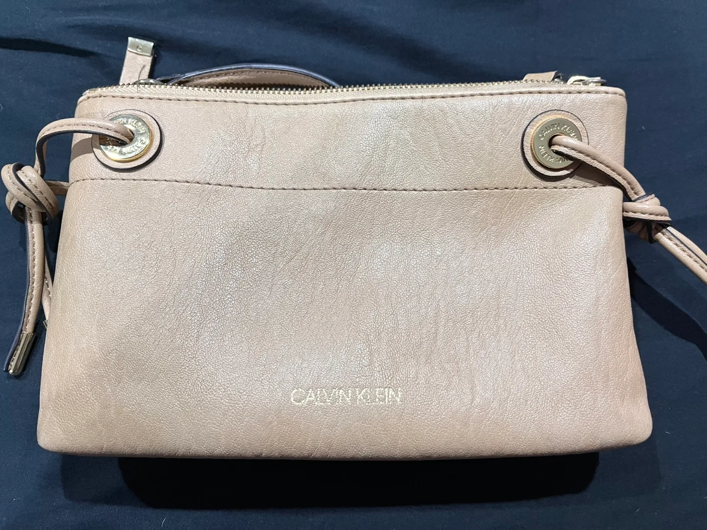 Calvin Klein Crossbody Bag - Beige thumbnail