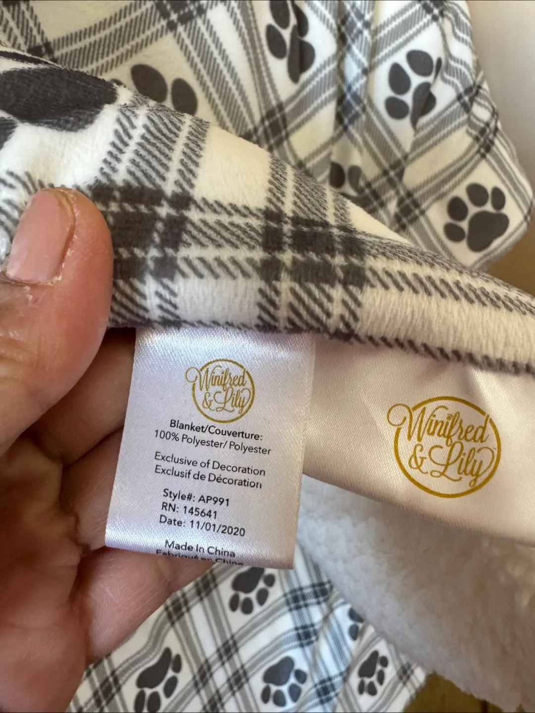 Paw Print Blanket by Winifred & Lily image indicator(4)