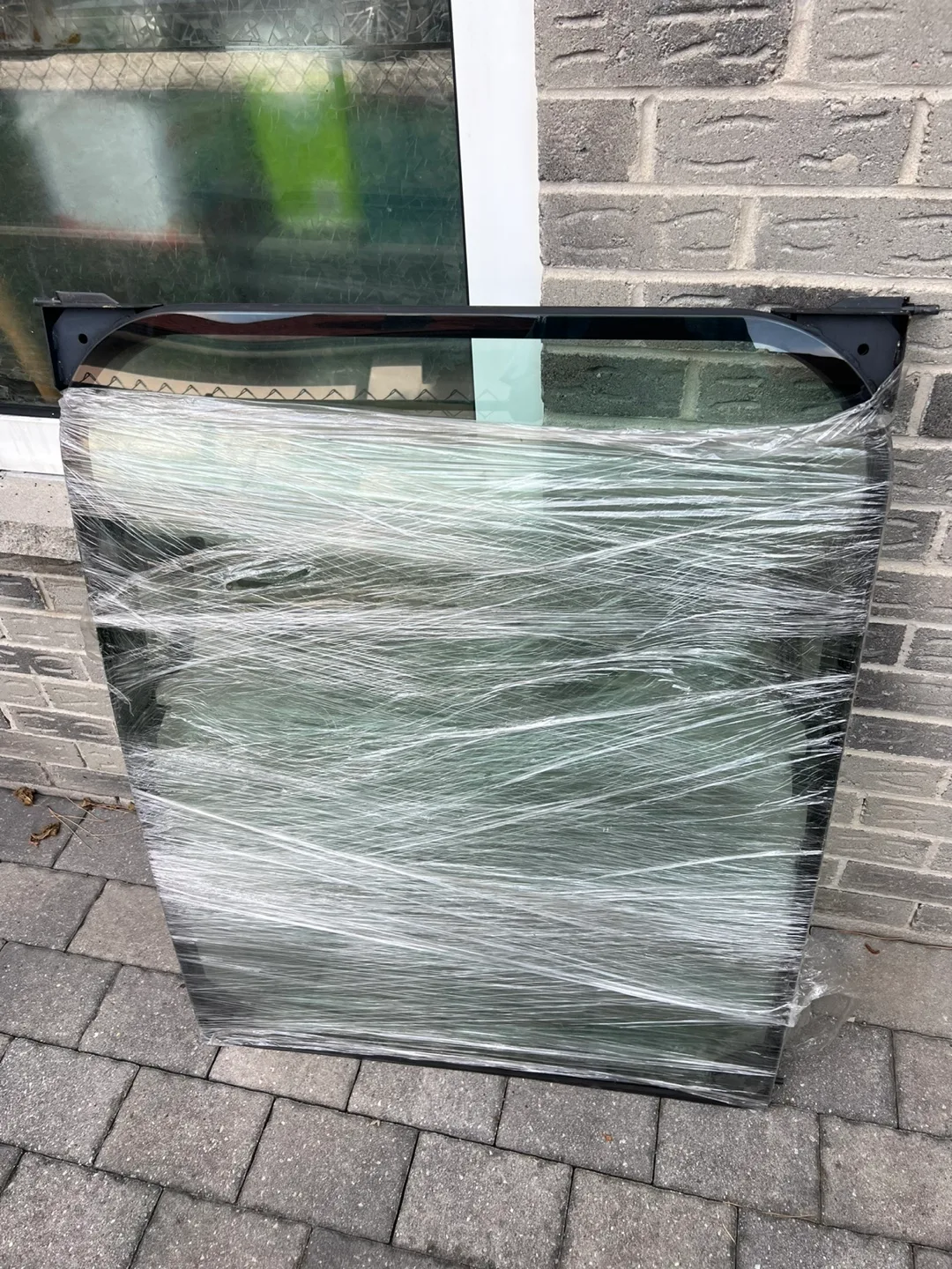 Caterpillar 336E front Window Glass and frame thumbnail