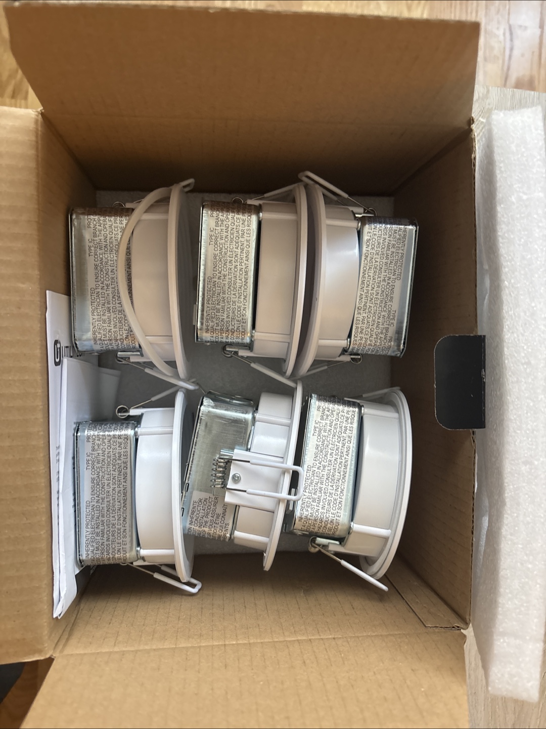 New UTLTECH Canless LED Recessed Lighting Kit - 6 Pack - photo 2