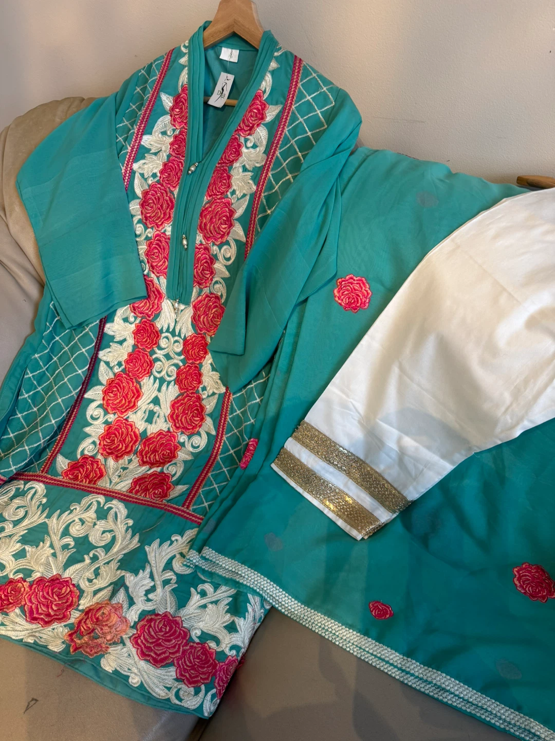 Teal & White Embroidered Shalwar Kameez - photo 2