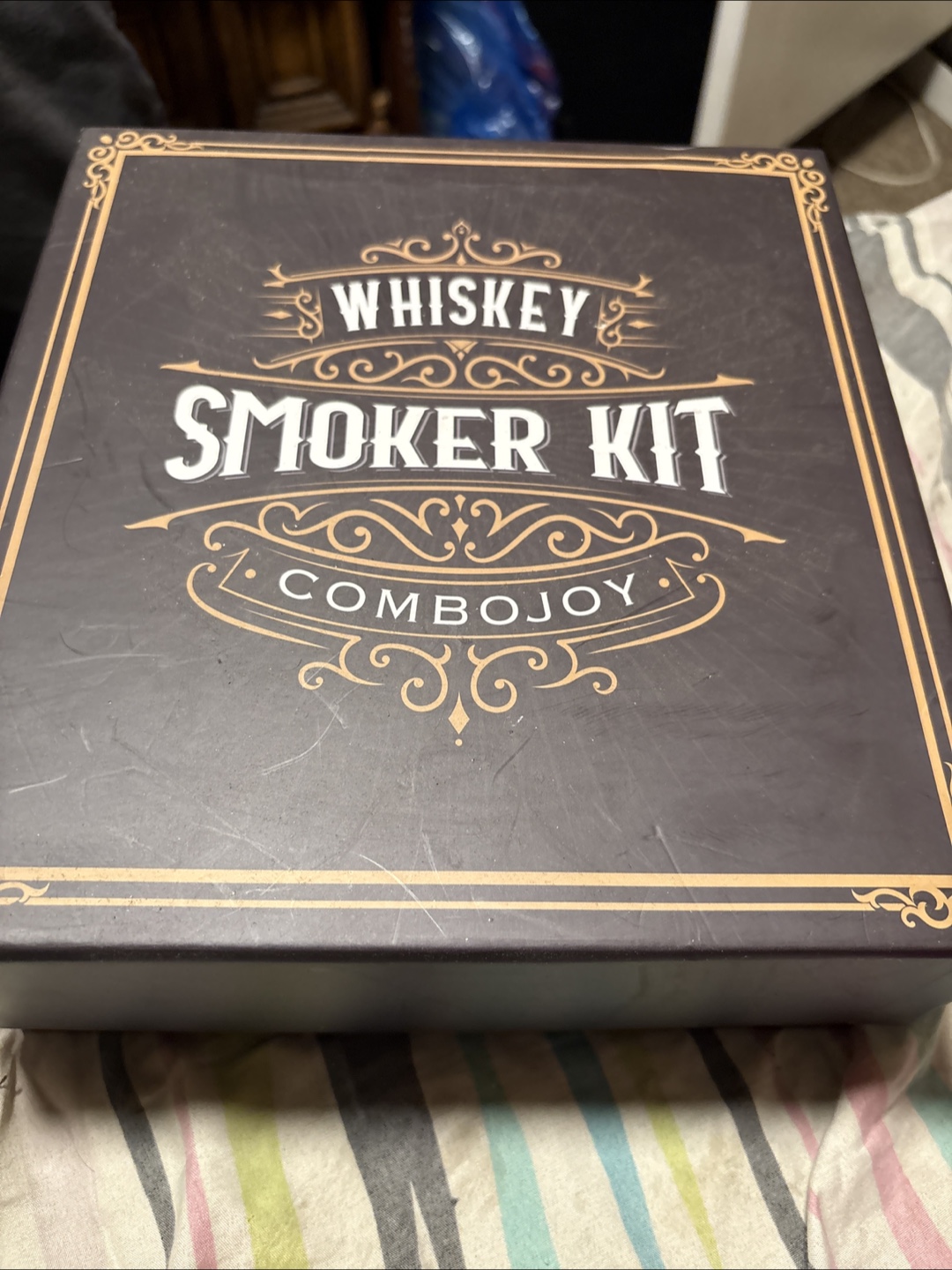 Combojoy Whiskey Smoker Kit with Glasses
