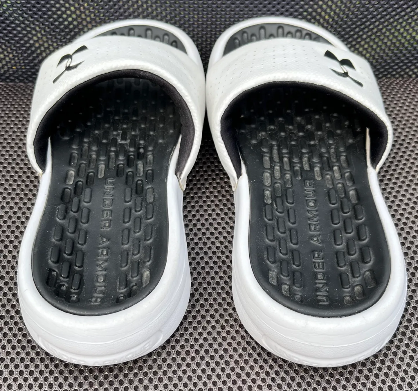 Youth Under Armour ‘Playmaker’ Slides image indicator(2)