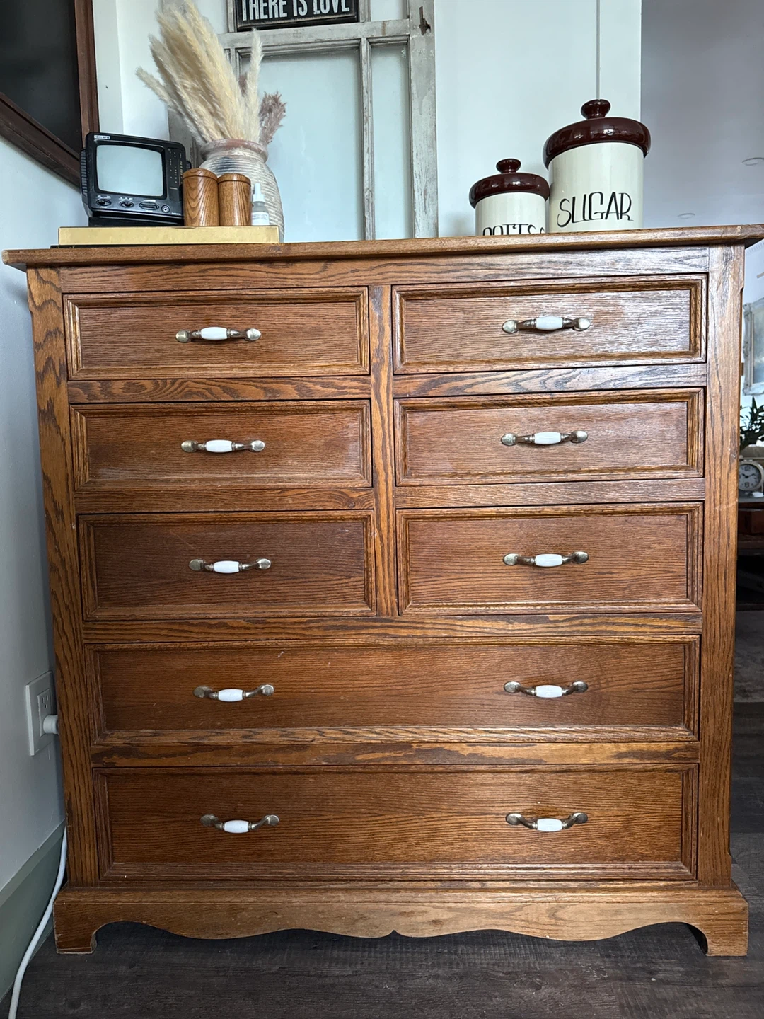 Vintage Wooden 10-Drawer Dresser - photo 2