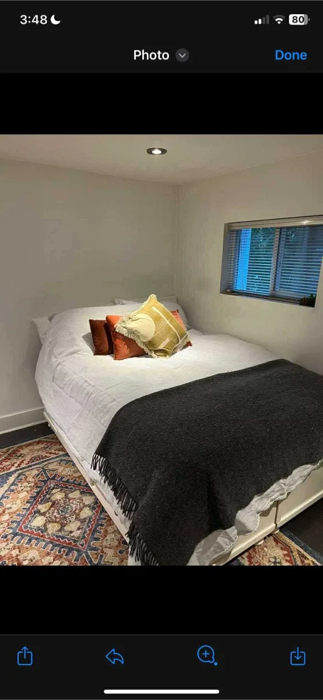 Queen sized bed thumbnail