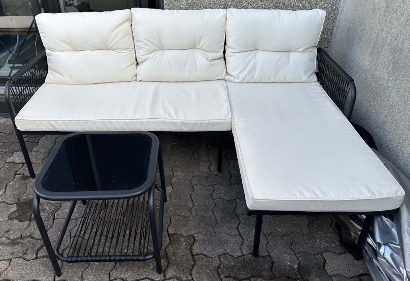 Outdoor patio set - sectional - cover included